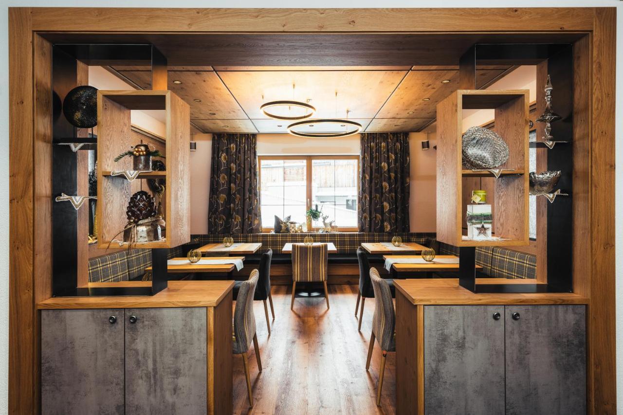 Hotel Garni Angela Ischgl Eksteriør billede