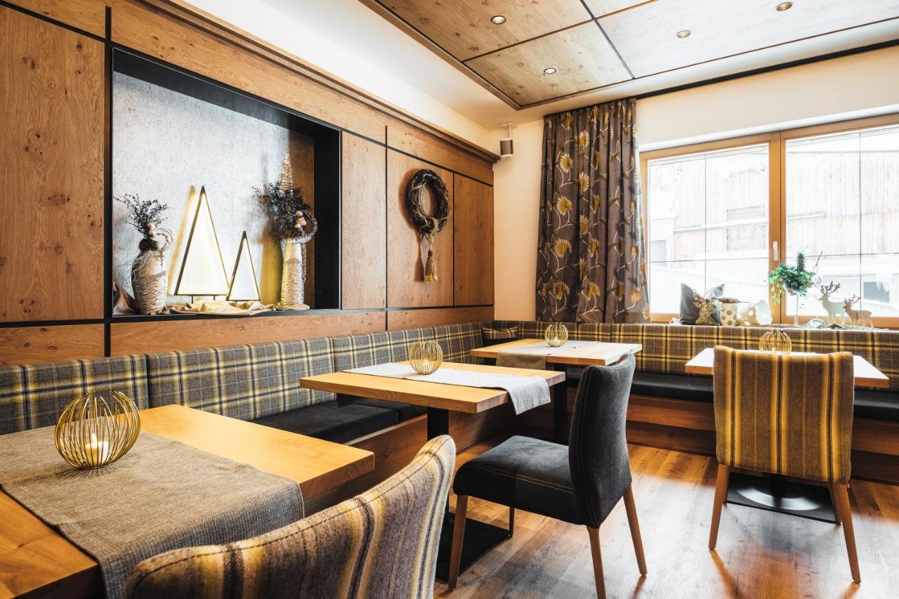 Hotel Garni Angela Ischgl Eksteriør billede