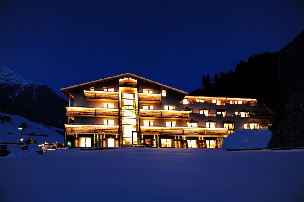 Hotel Garni Angela Ischgl Eksteriør billede