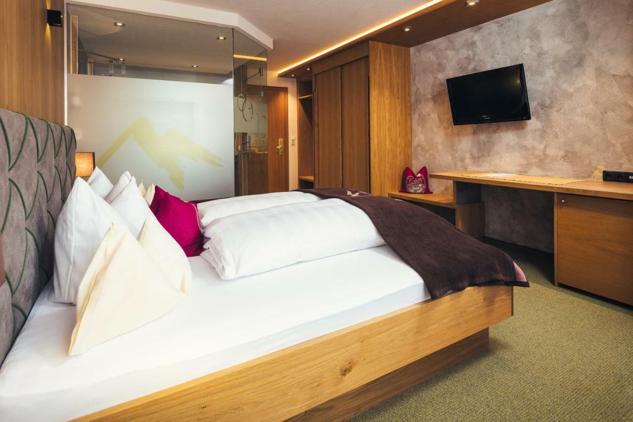 Hotel Garni Angela Ischgl Eksteriør billede