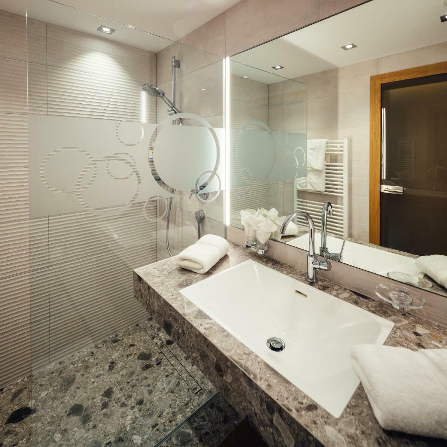 Hotel Garni Angela Ischgl Eksteriør billede